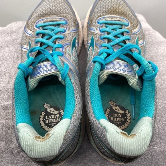 Brooks Shoes Women Size US 9 GTS Carpe Runem Run Happy Edition Pre Owned - Picture 11 of 16
